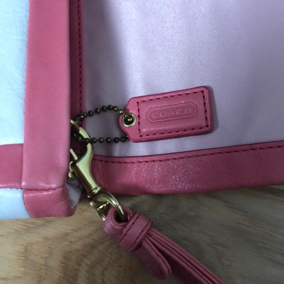 Coach Leather Clutch Wallet Coin Purse - Picture 8 of 8